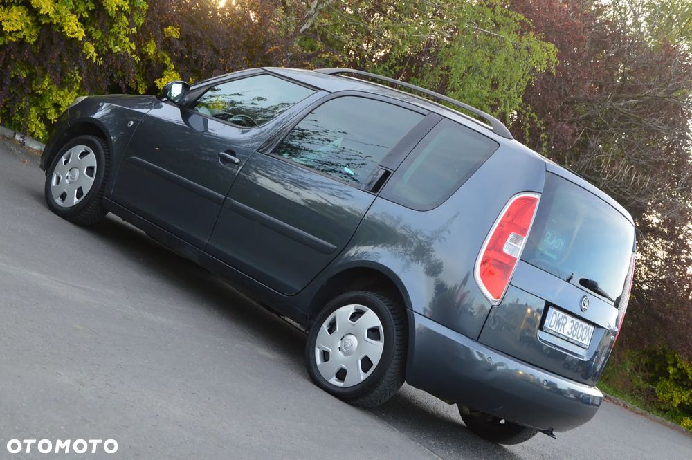 Skoda Roomster 1.6 16V Comfort PLUS EDITION - 20