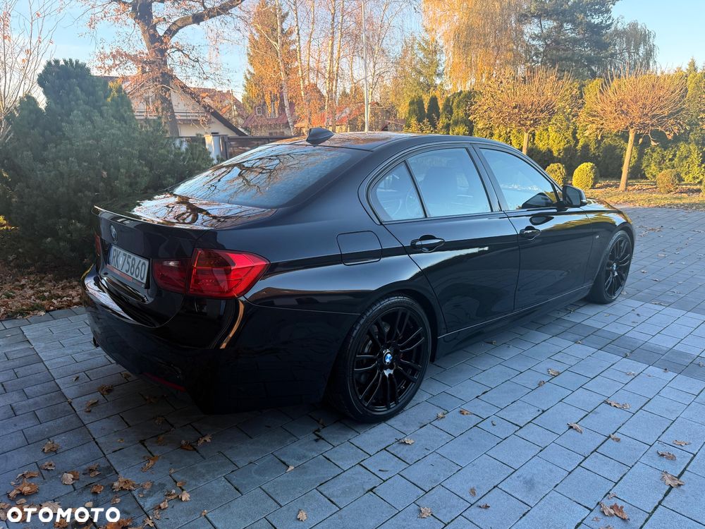 BMW Seria 3 330d M Sport EU6 - 12