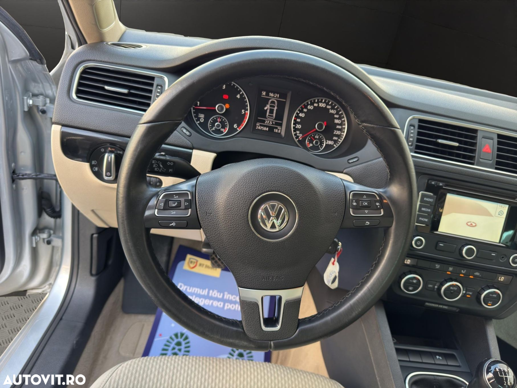 Volkswagen Jetta 1.6 TDI CR DPF Comfortline - 9