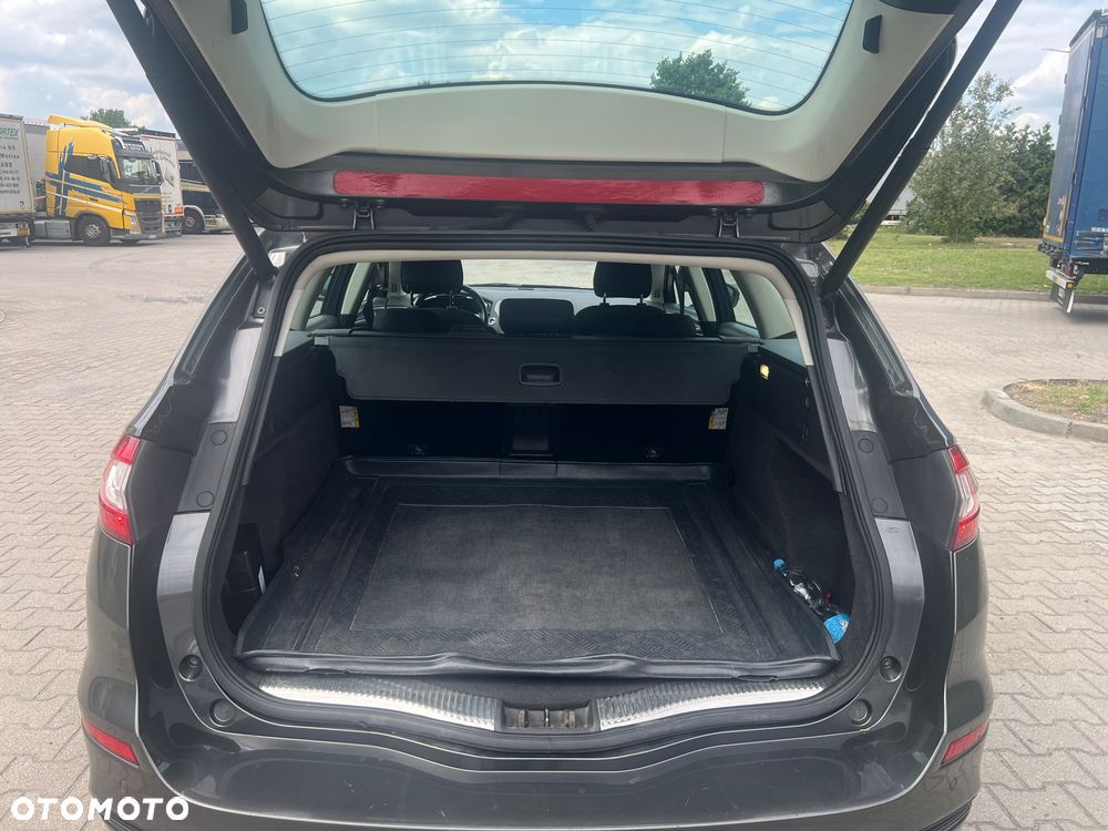 Ford Mondeo 2.0 TDCi Titanium - 11