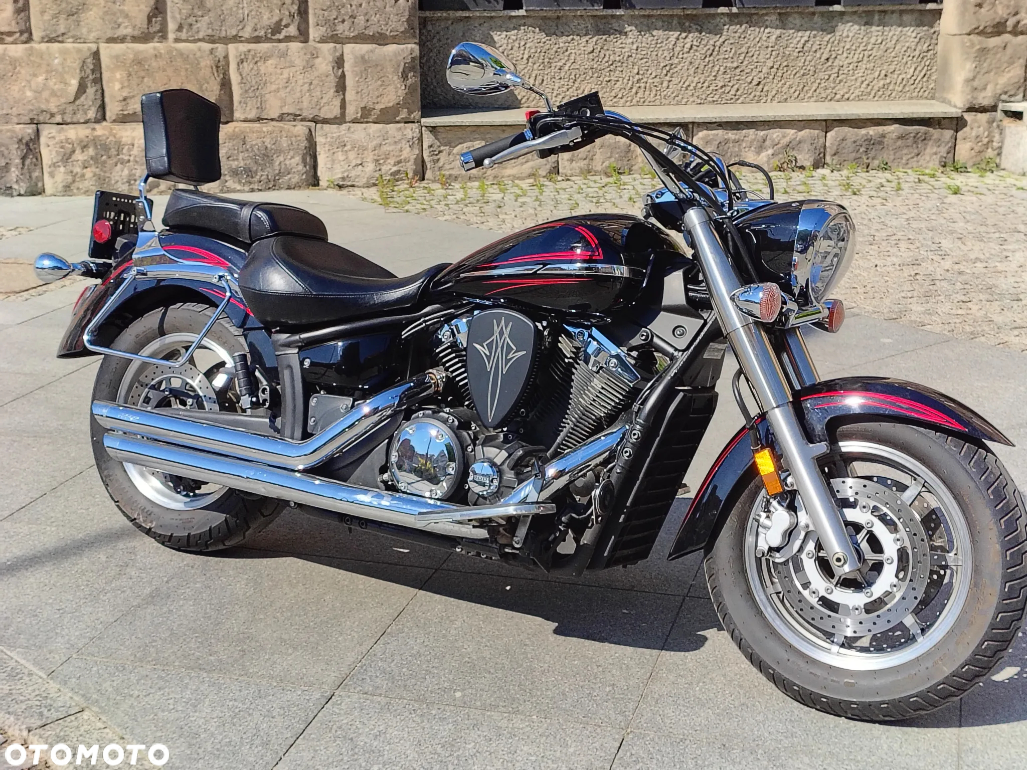 Yamaha XVS - 6