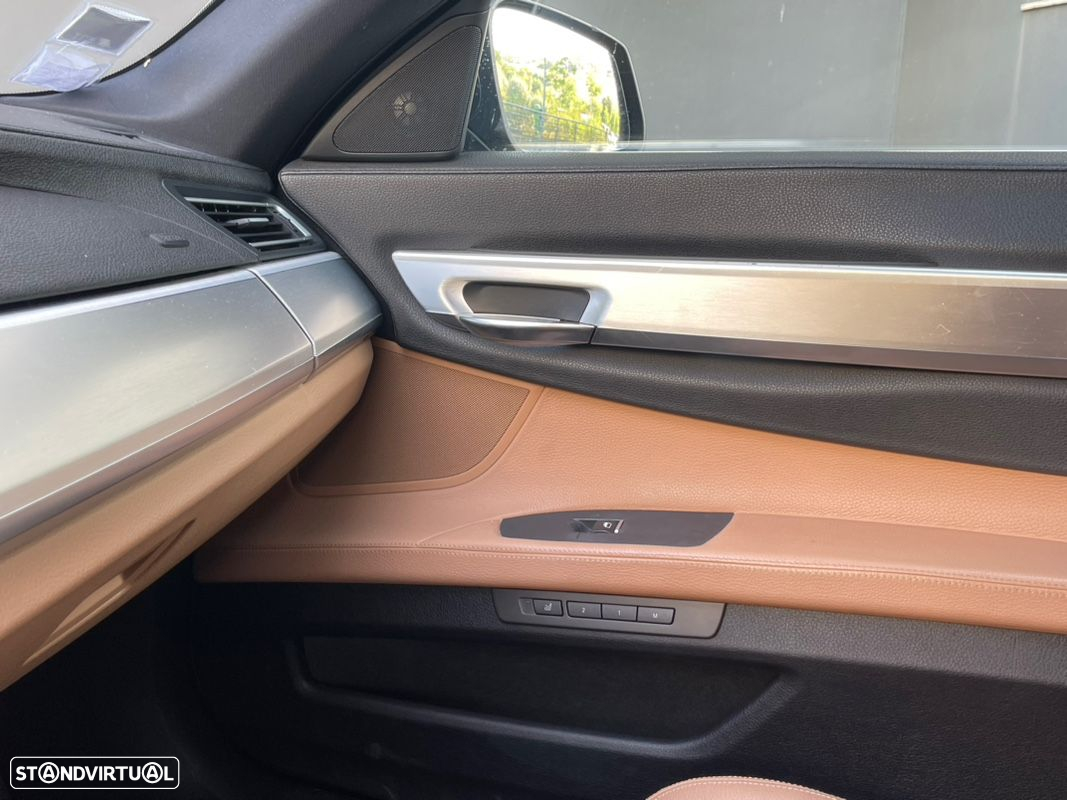 BMW 740 d Pack M - 21