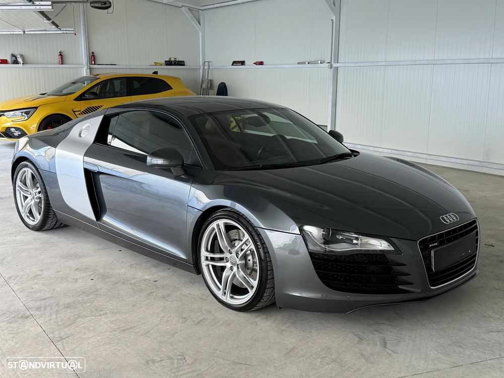 Audi R8 Coupé 4.2 FSI quattro R tronic - 31