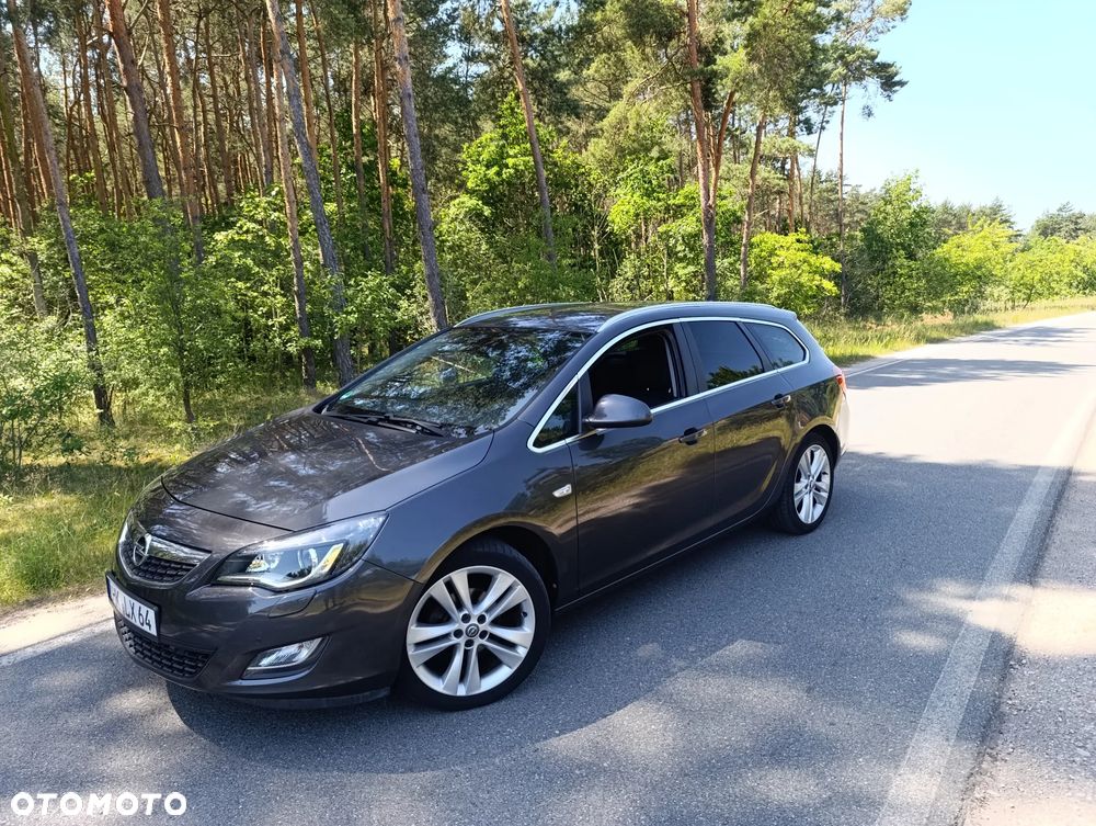 Opel Astra 1.4 T Cosmo S&S - 1