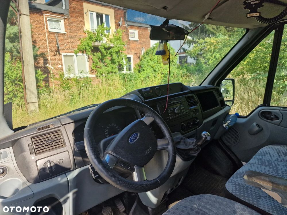 Ford Transit - 7