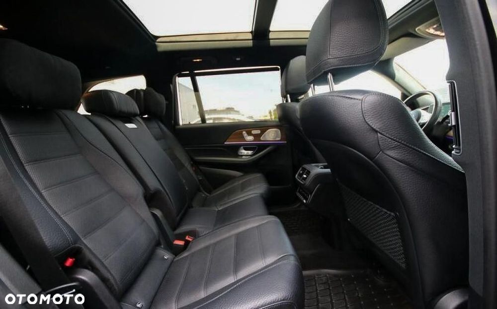 Mercedes-Benz GLS - 15