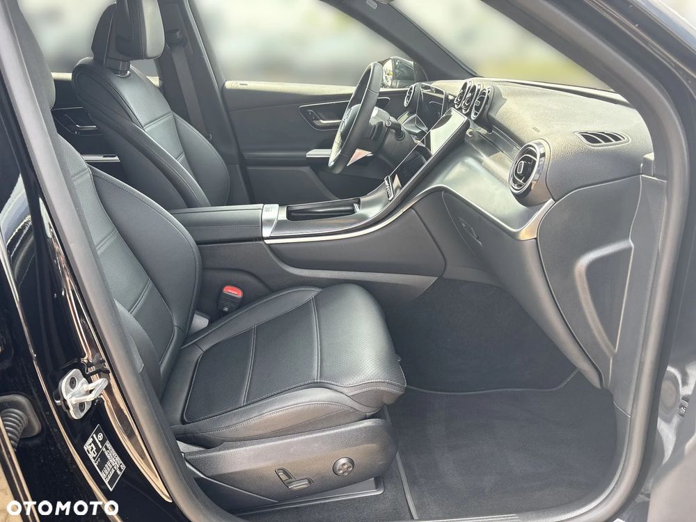 Mercedes-Benz GLC 300 e PHEV 4-Matic Avantgarde - 17