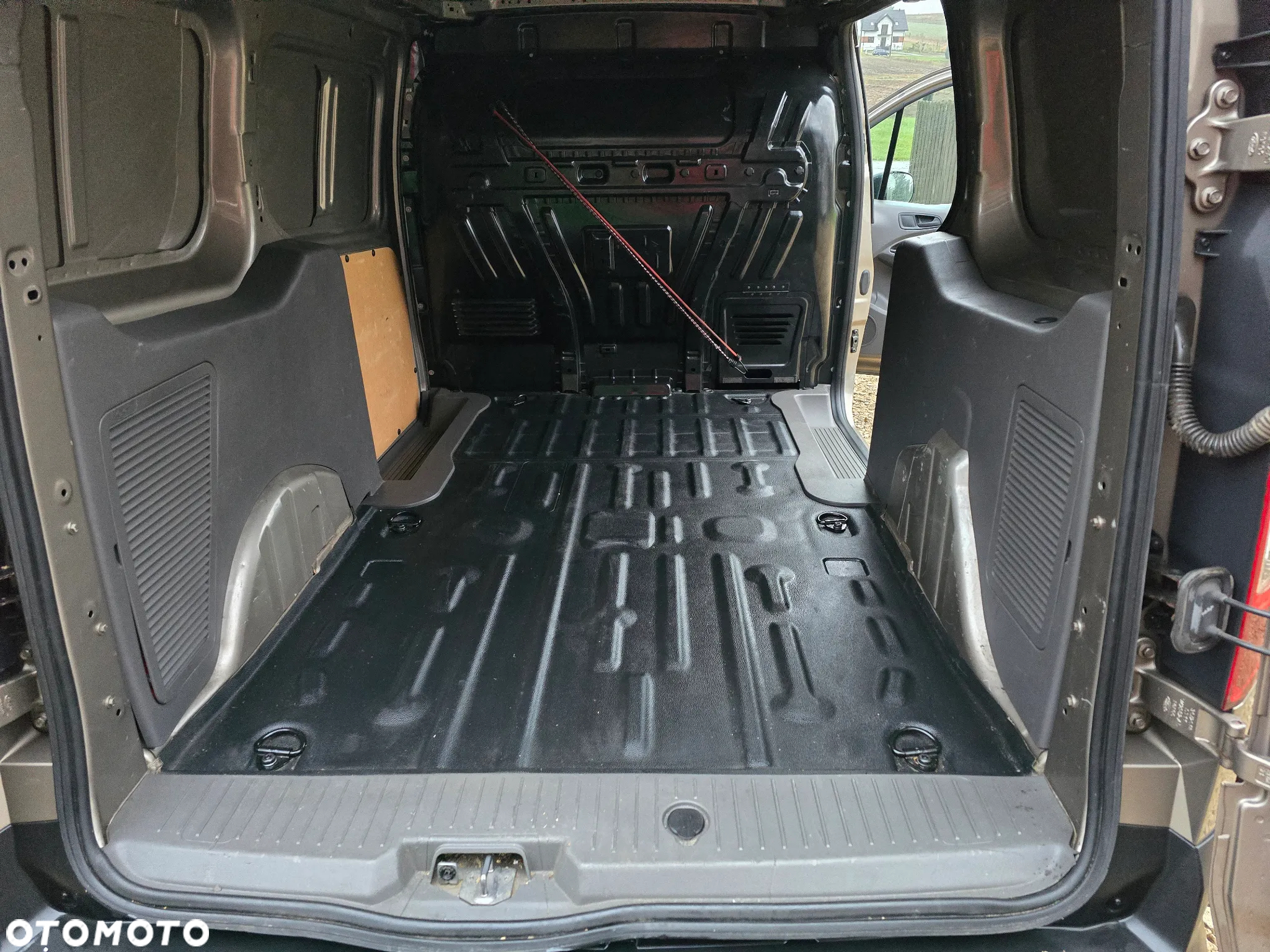 Ford TRANSIT CONNECT - 21
