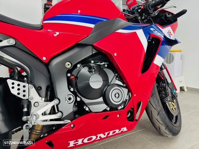 Honda CBR CBR600RR PC69 - 17