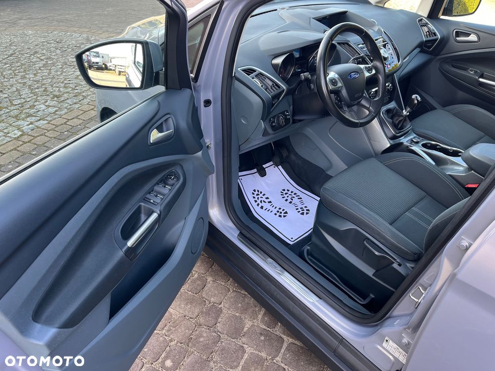 Ford C-MAX - 32