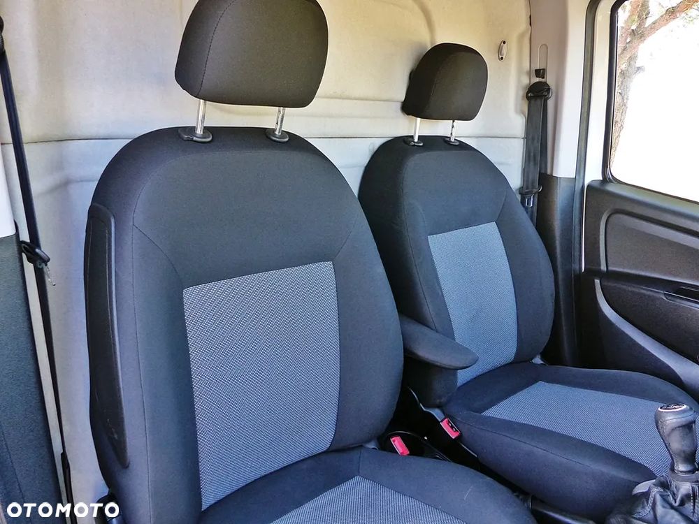 Fiat DOBLO - 31