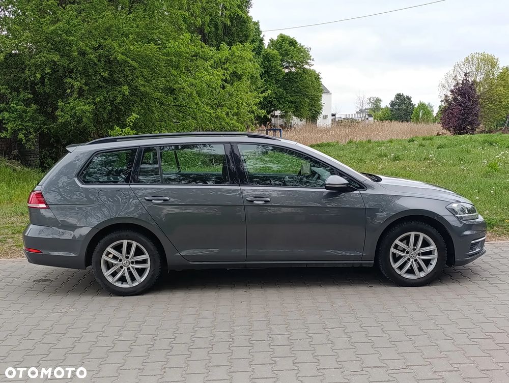 Volkswagen Golf 1.6 TDI SCR DSG Comfortline - 4