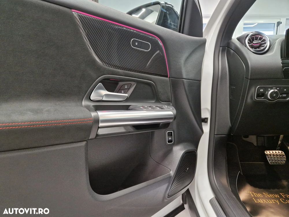 Mercedes-Benz GLA 200 d 8G-DCT AMG Line - 13