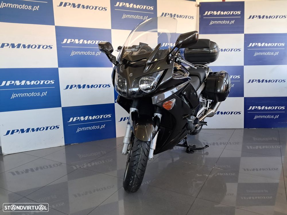 Yamaha FJR 1300 - 2