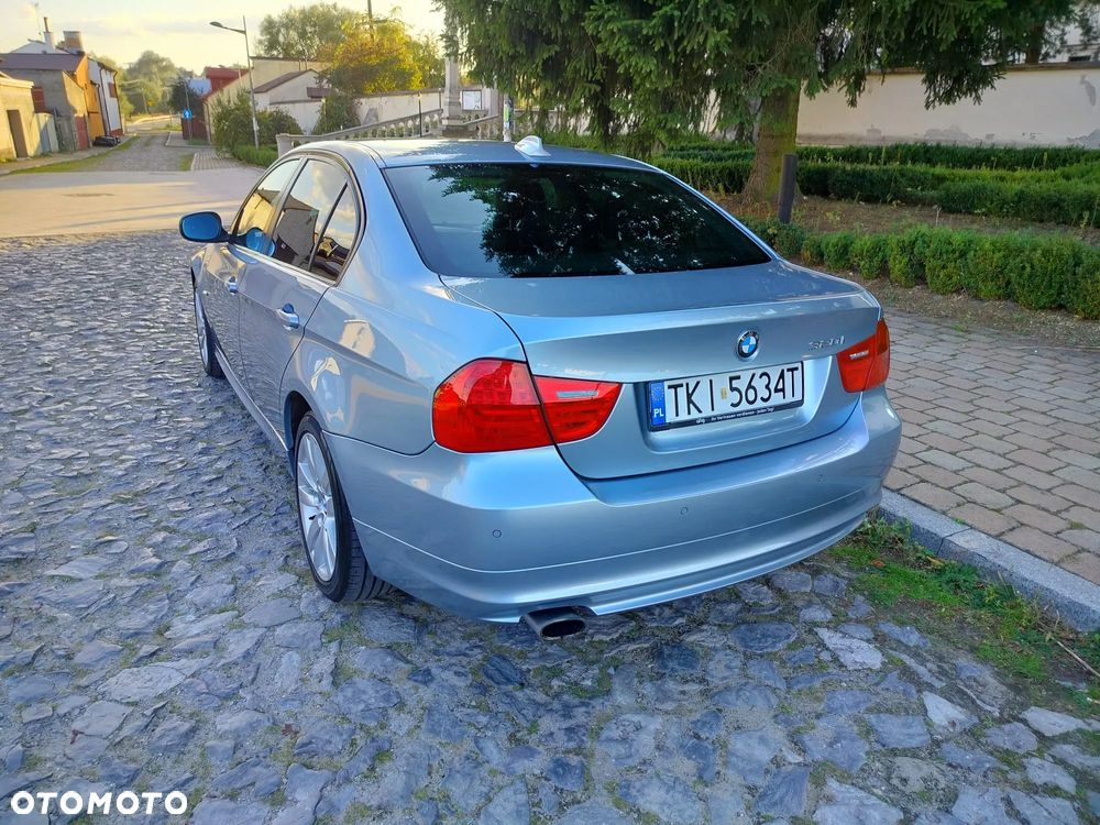 BMW Seria 3 320i Edition Lifestyle - 2