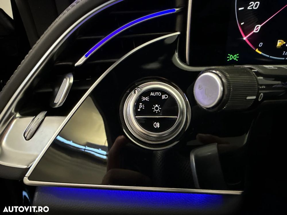 Mercedes-Benz E - 16