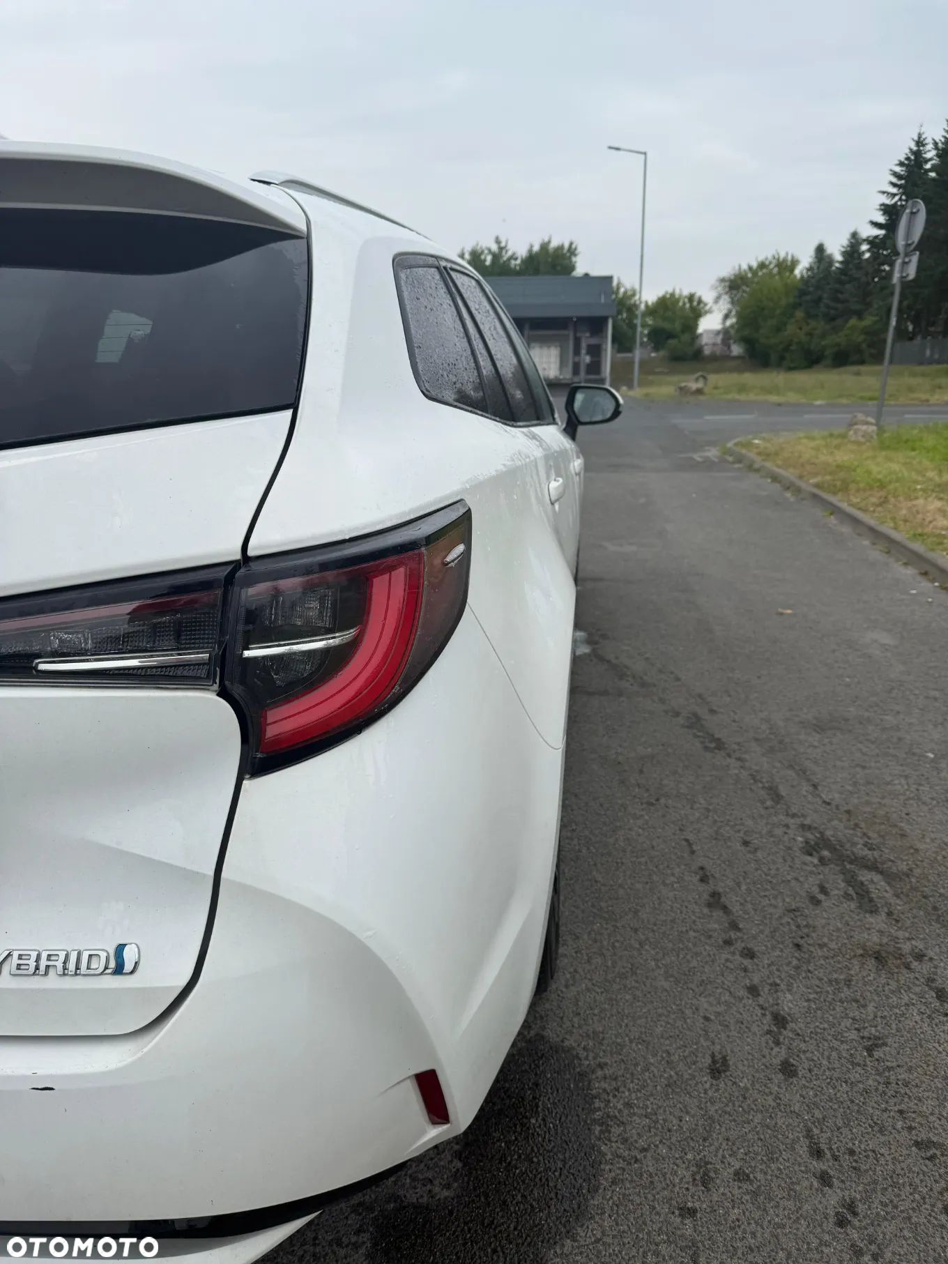 Toyota Corolla 1.8 Hybrid Comfort - 4