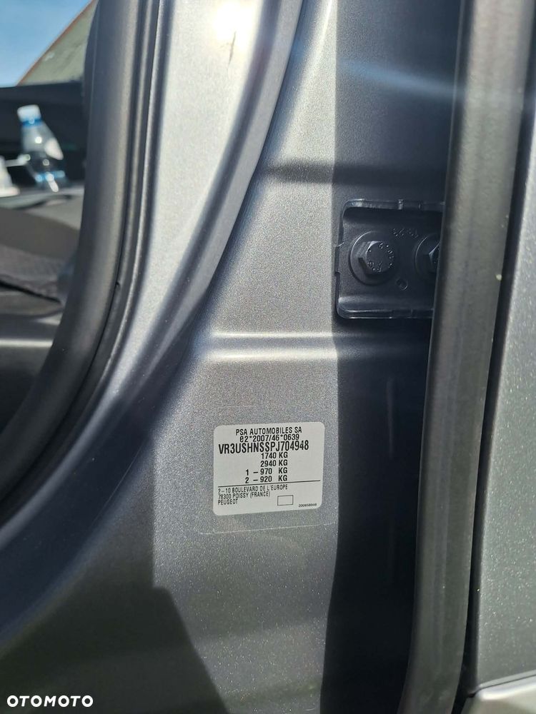 Peugeot 2008 1.2 PureTech Allure Pack S&S EAT8 - 20