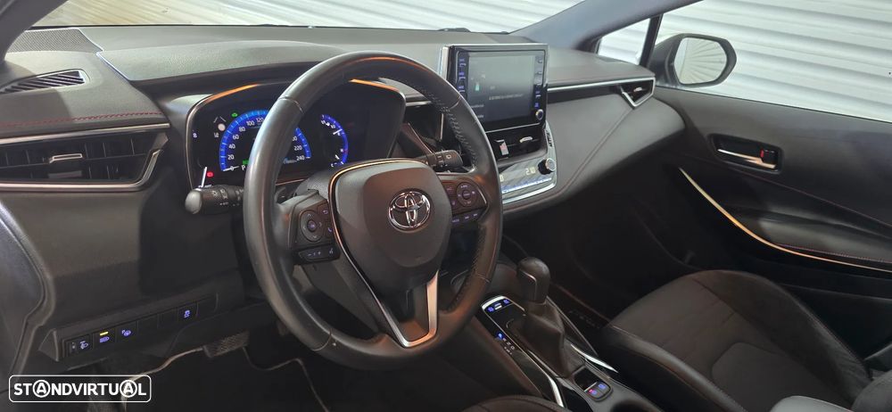 Toyota Corolla 2.0 Hybrid Exclusive - 12