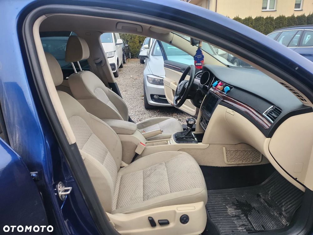 Skoda Superb 1.8 TSI Comfort DSG - 7
