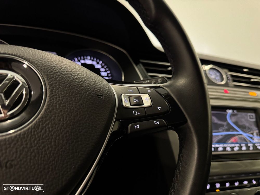 VW Passat Alltrack 2.0 TDi 4Motion - 45