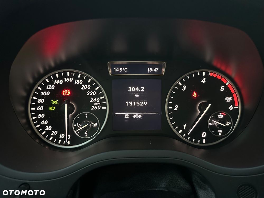 Mercedes-Benz Klasa B 180 CDI BlueEFFICIENCY Edition 1 - 36
