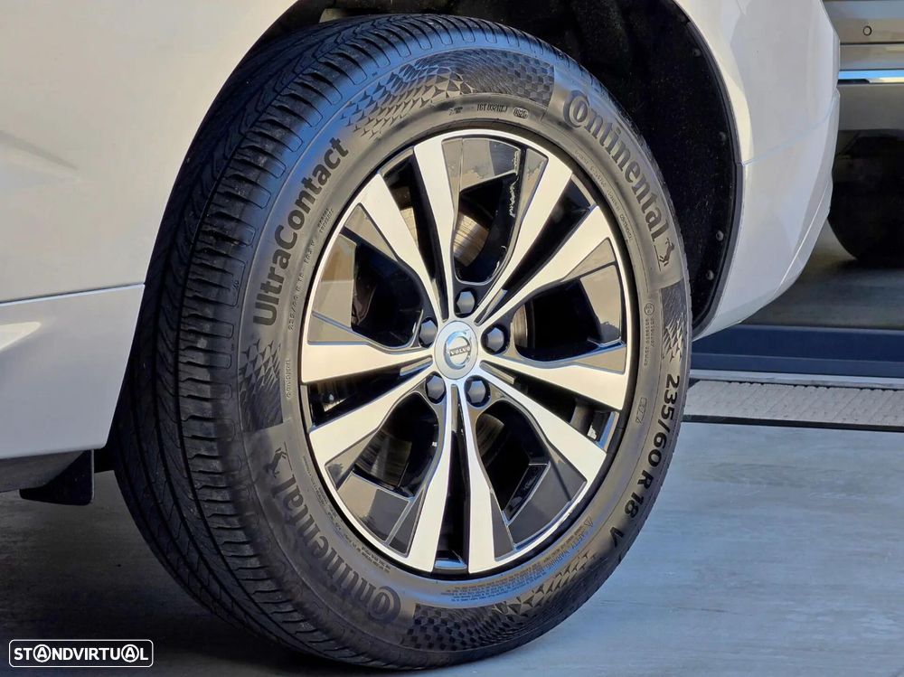 Volvo XC 60 2.0 T6 PHEV Inscription AWD - 11