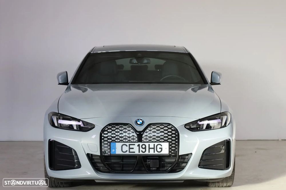 BMW i4 eDrive40 Edição Desportiva M - 2