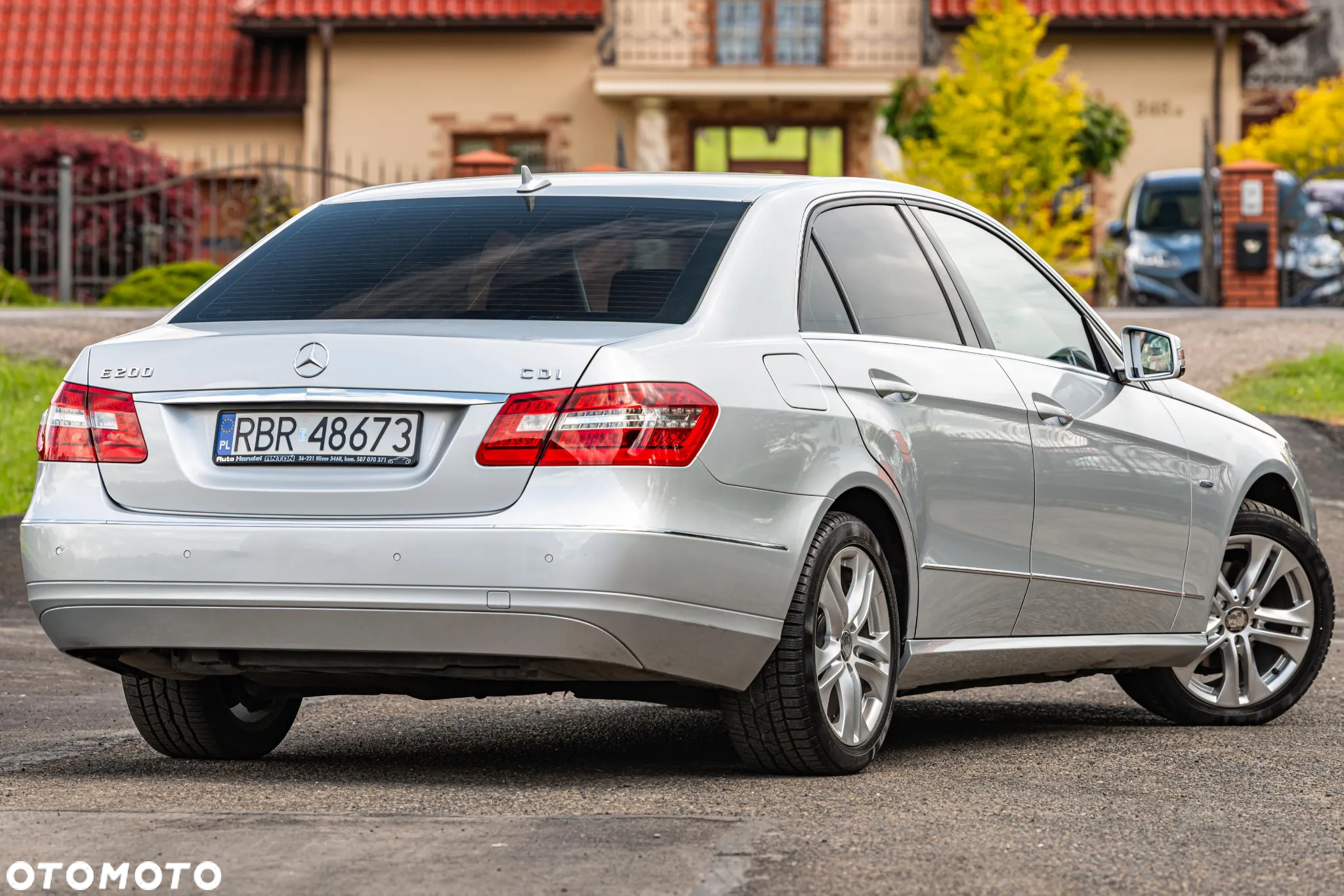 Mercedes-Benz Klasa E 200 T BlueTEC 7G-TRONIC Avantgarde - 8