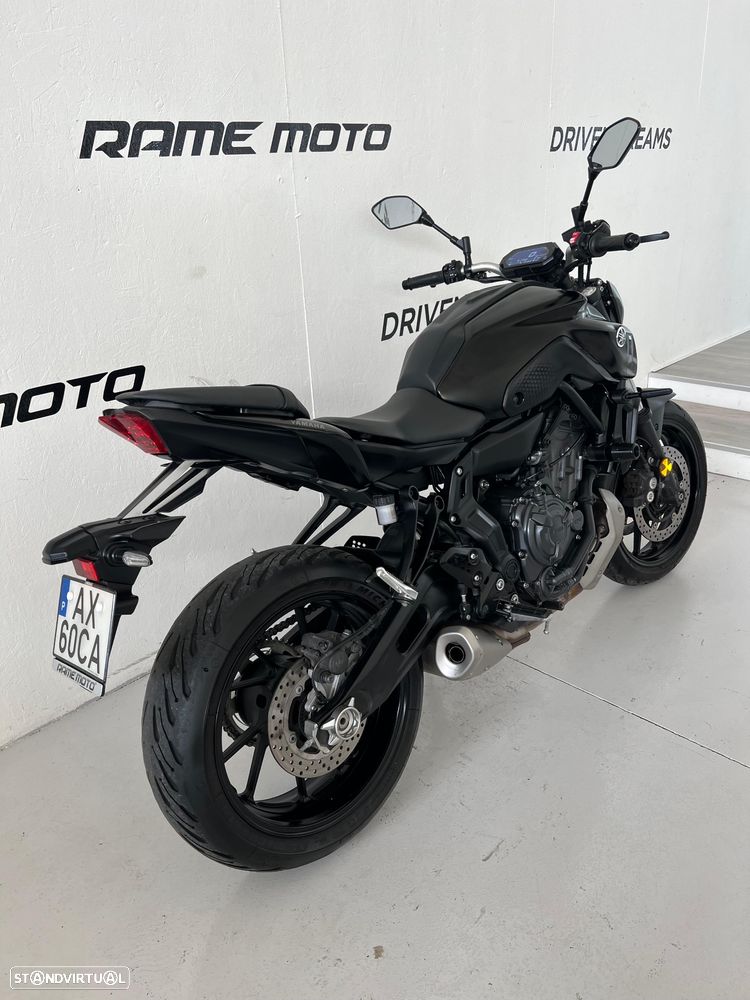 Yamaha MT-07 - 18