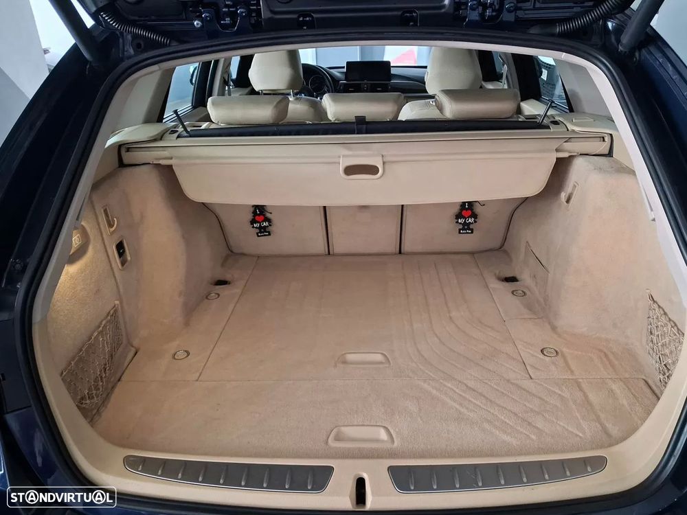 BMW 320 d Auto Exclusive - 19