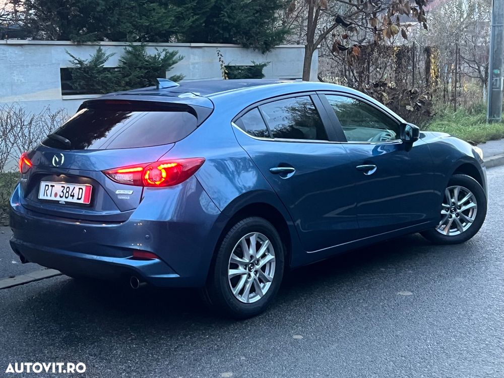 Mazda 3 G120 Revolution - 3