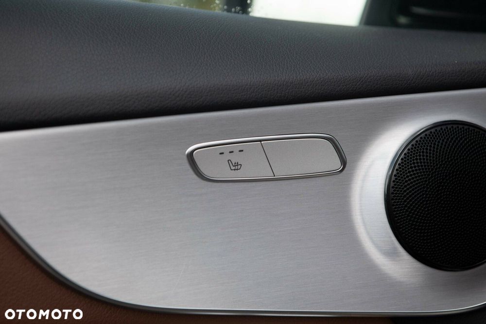 Mercedes-Benz Klasa C 200 9G-TRONIC - 18
