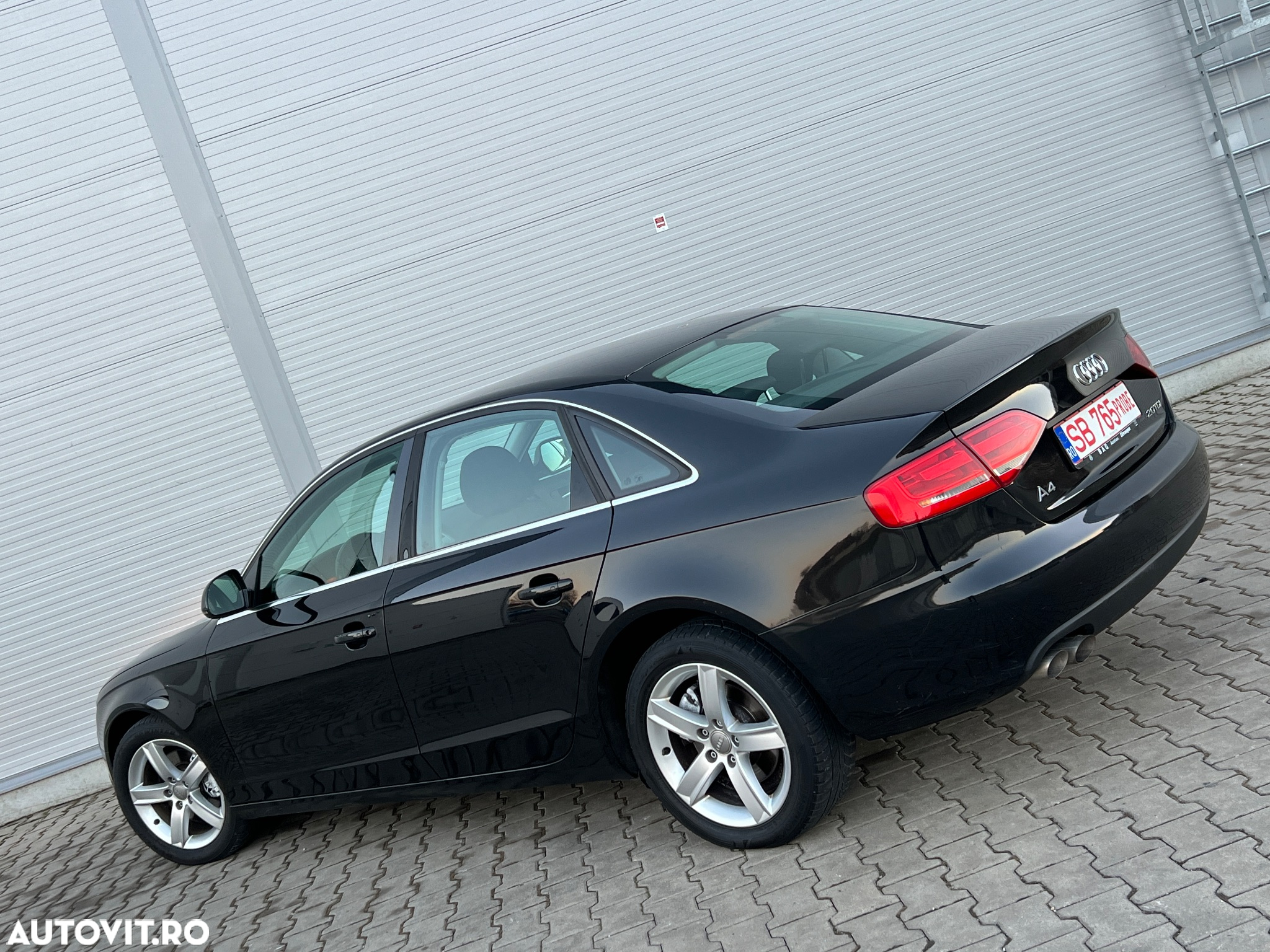 Audi A4 2.0 TDI B8 - 3