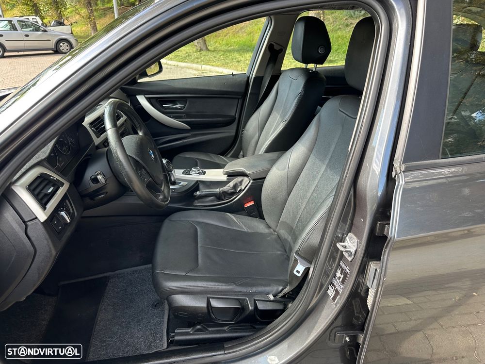 BMW 318 d Aut. Luxury Line - 11