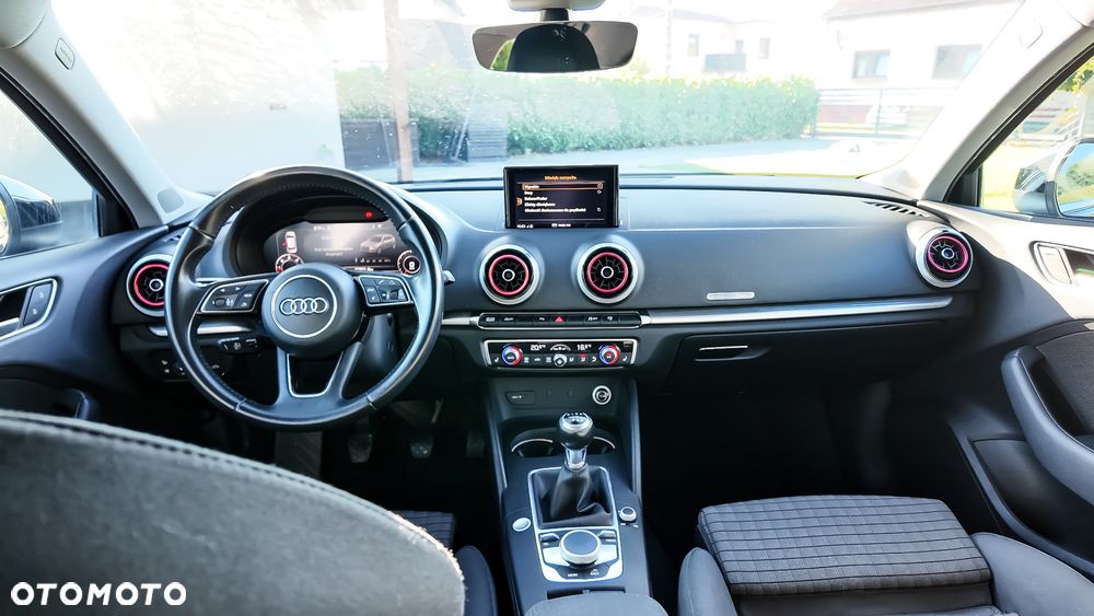 Audi A3 Sportback - 18