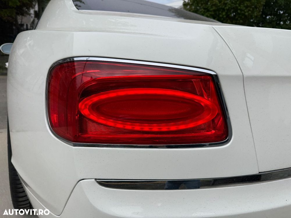Bentley Flying Spur V8 S Mulliner - 2