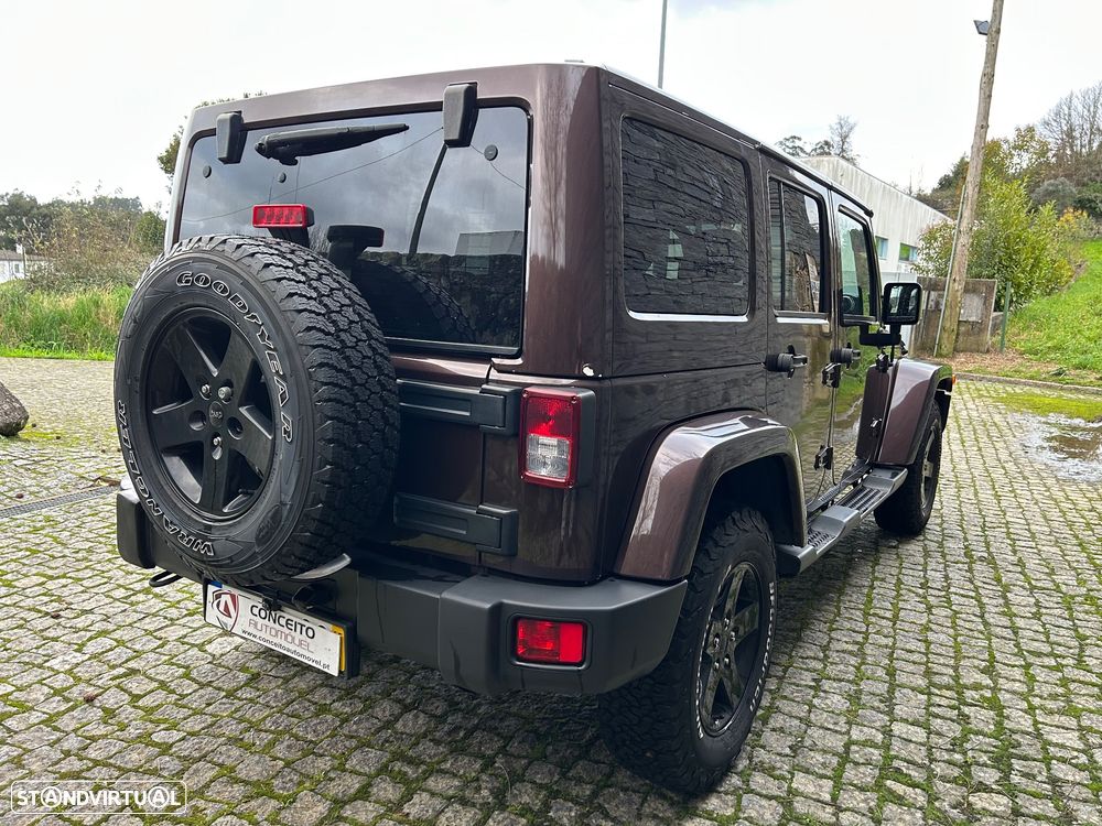 Jeep Wrangler Unlimited 2.8 CRD ATX Sahara Adventure Edition - 8