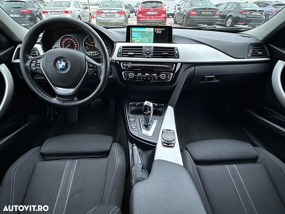 BMW Seria 3 320d Touring Aut. Efficient Dynamics Edition - 23