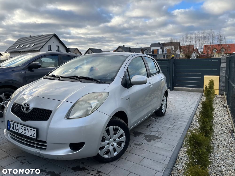 Toyota Yaris 1.4 D-4D Prestige - 3