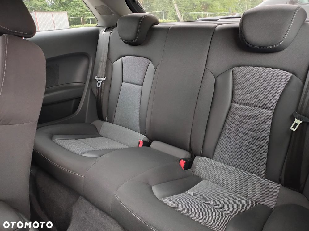 Audi A1 3-drzwiowe 1.6 TDI Attraction - 8