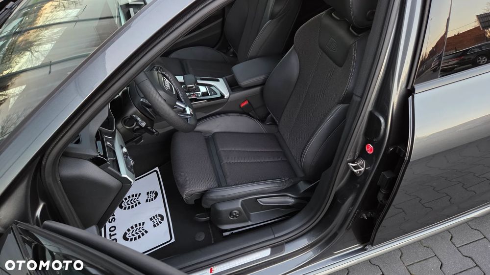 Audi A4 Avant 45 TFSI quattro S tronic - 9