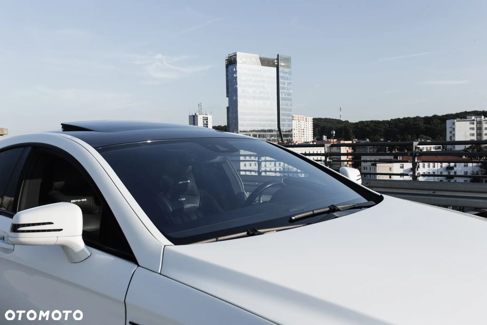 Mercedes-Benz CLS - 8