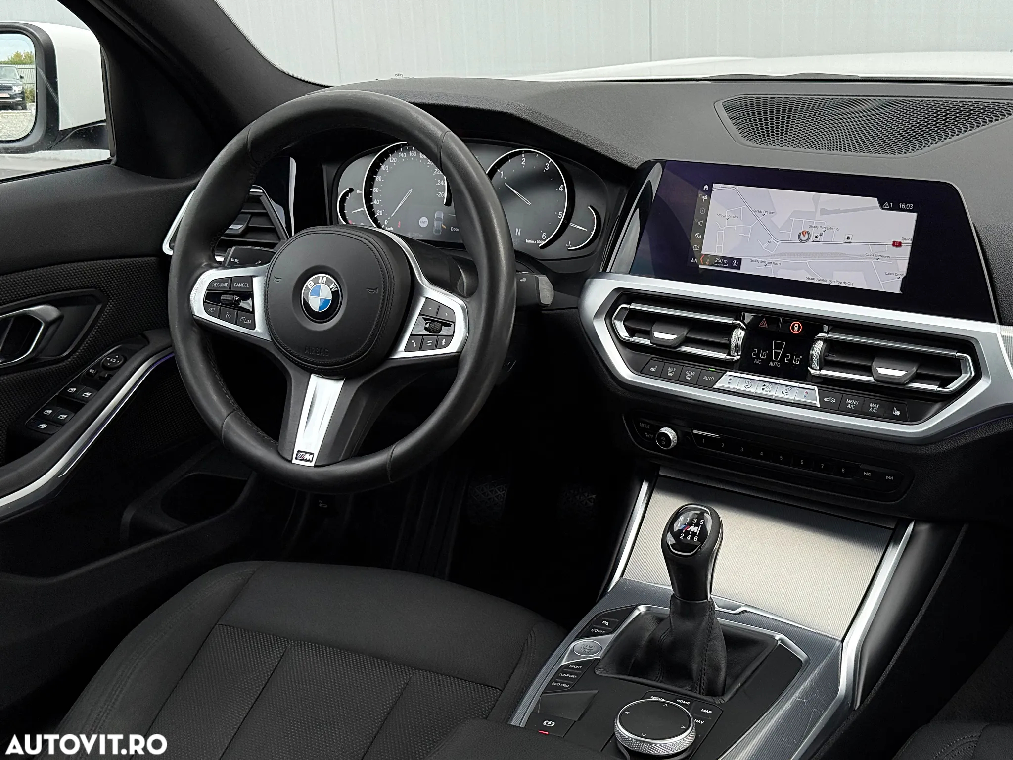 BMW Seria 3 318d Edition M Sport Shadow - 14