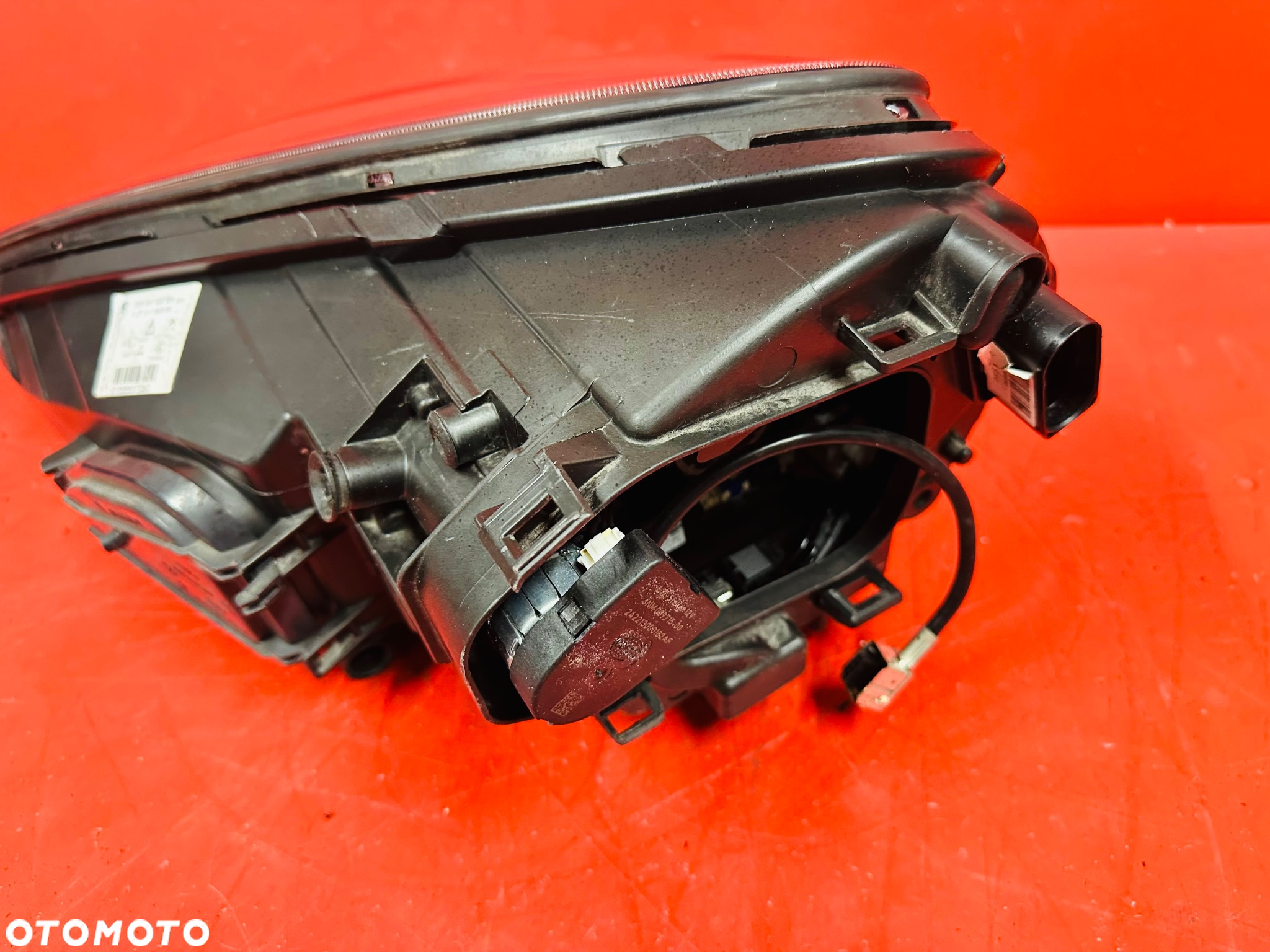 LAMPA PRAWA PORSCHE CAYENNE 7P5 GTS TURBO LED BI XENON SKRĘTNA - 5