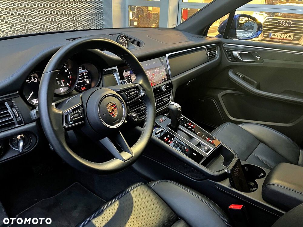 Porsche Macan - 12