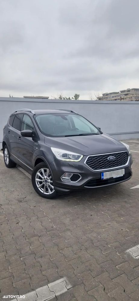 Ford Kuga 2.0 TDCi 4WD Powershift Vignale - 9