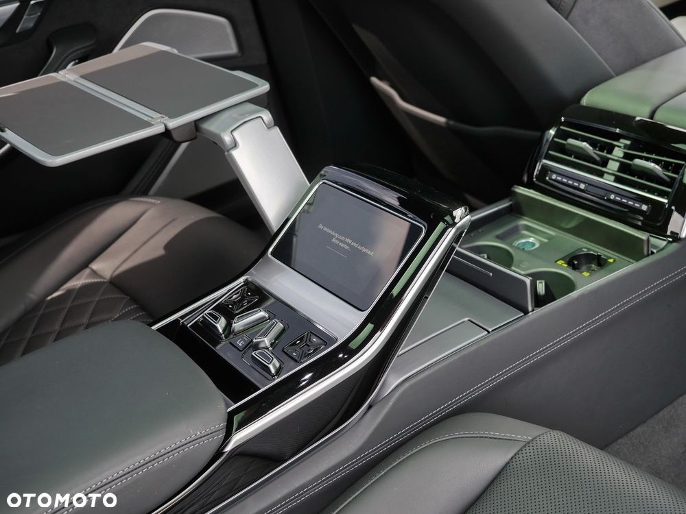 Audi A8 L 60 TFSI e Quattro Tiptronic - 11