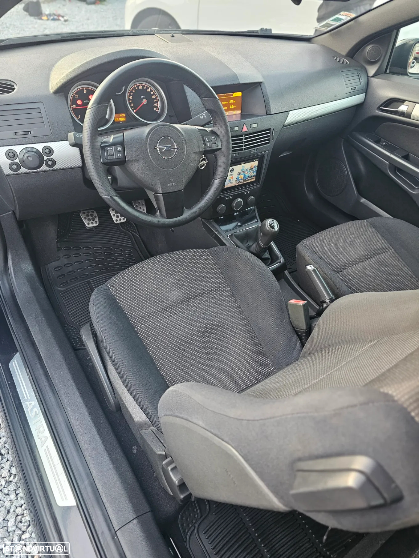 Opel Astra 1.7 CDTi Enjoy - 12