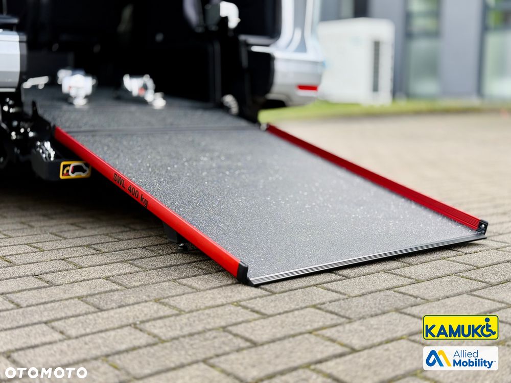 Ford Tourneo Connect 1.5 EcoBoost Titanium - 14